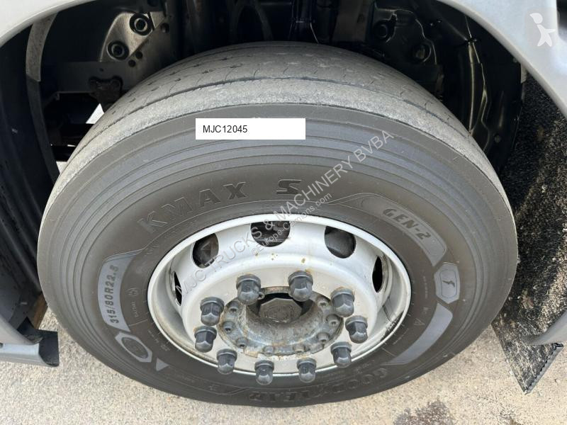 Kamion Scania P320 RETARDER - CLOSED BOX 8m25 x...