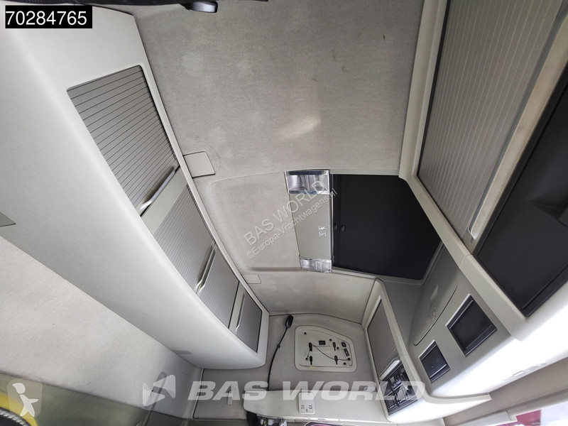Camion Volvo 700 6X4 Full Air 20t Hook Xenon...
