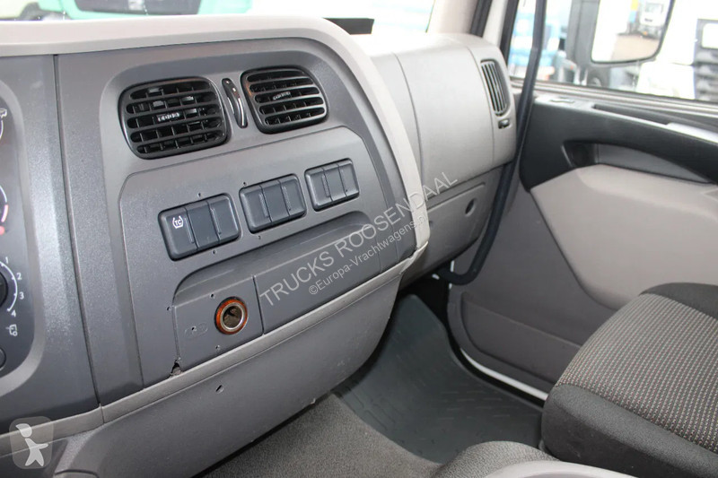 Kamion DAF 210 + EURO 6 + LIFT