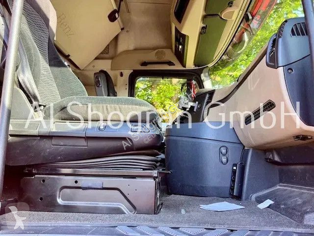 Kamion s návěsem Mercedes 2745 6x2/Mitsubishi...