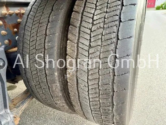 Camion Volvo 6X2/Meiller RS...