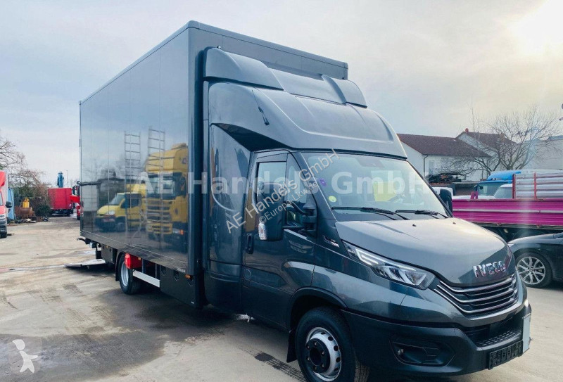 Kamion Iveco 72