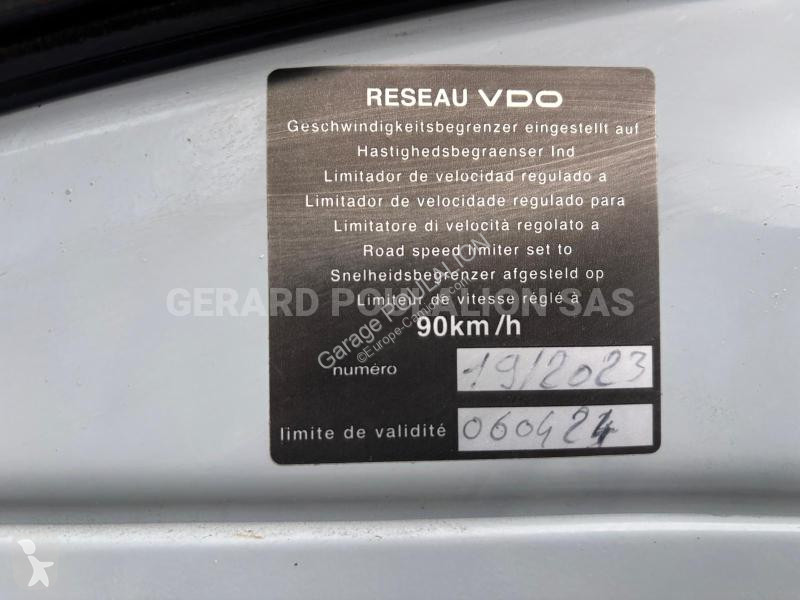 Kamion Mercedes 8x4 AVEC GRUE HIABX-325HIPRO...