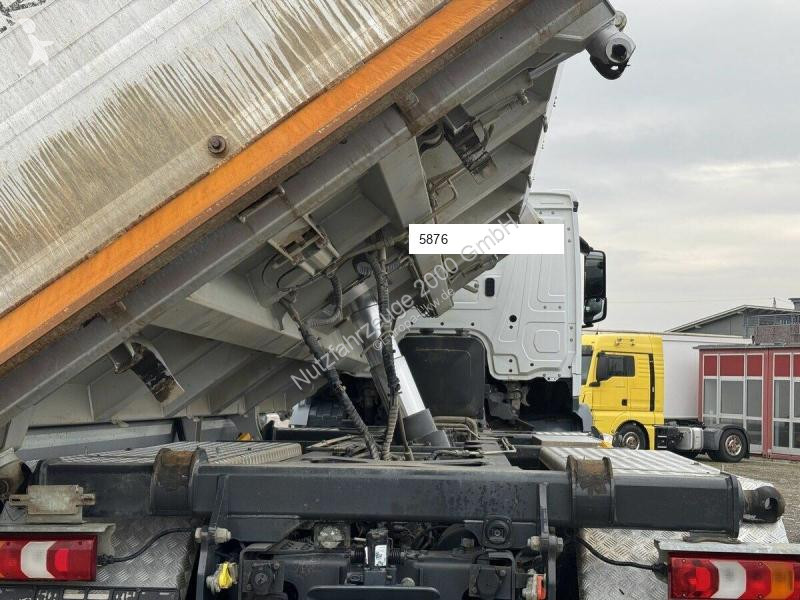 Vrachtwagen Mercedes