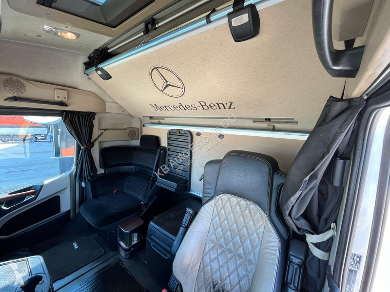 Camion Mercedes 2551 6x2 HIAB 377-6 HIPRO + JIB...