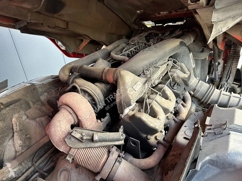 Kamion Scania 144-460 V8