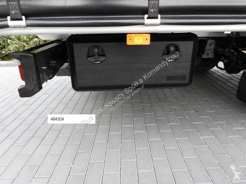Véhicule utilitaire Iveco DAILY 35S21 PLANDEKA...