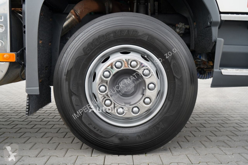 Camion Volvo FM 360