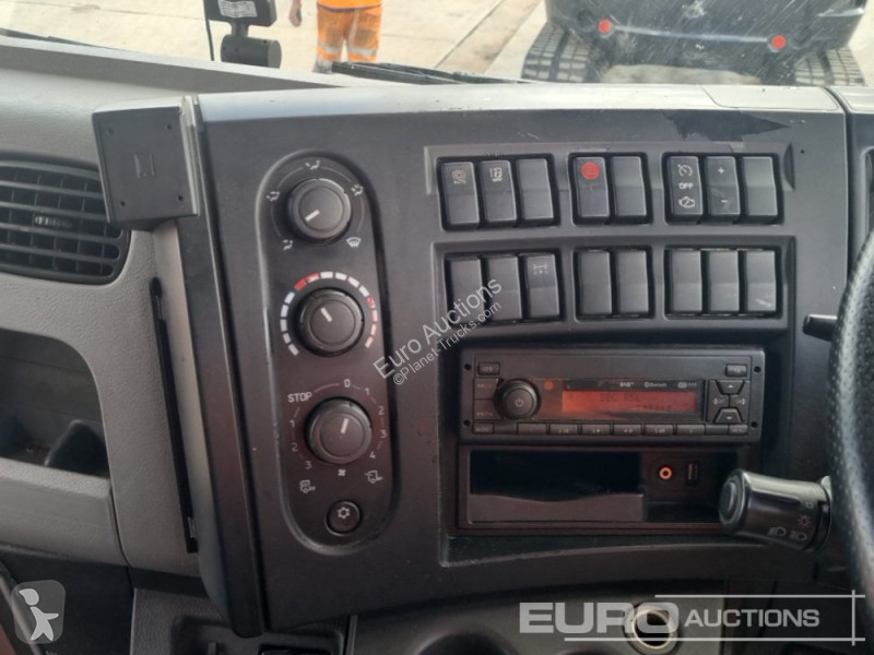 Camion Renault D18
