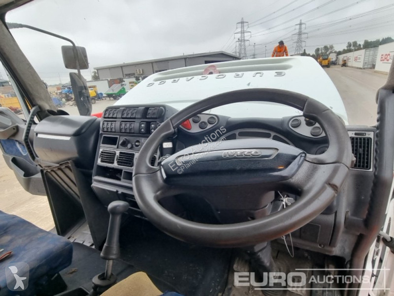 Camion Iveco 130E18