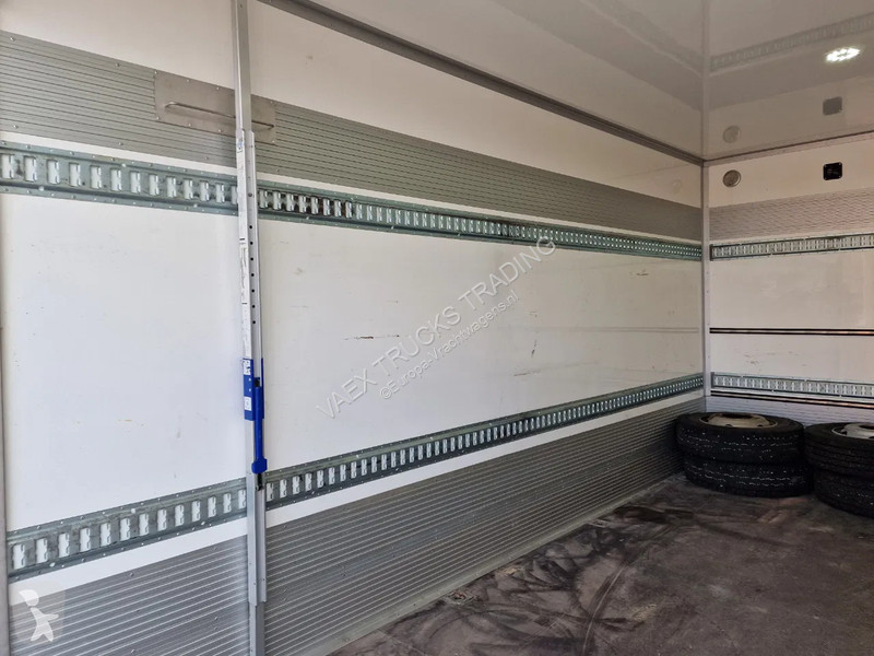 Kamion Iveco 75-190 Isotherm box - Zepro...