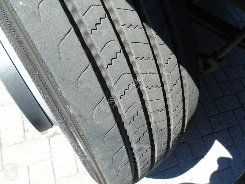 Camion Iveco 160E25 + HMF 1210K-RC + EURO 6