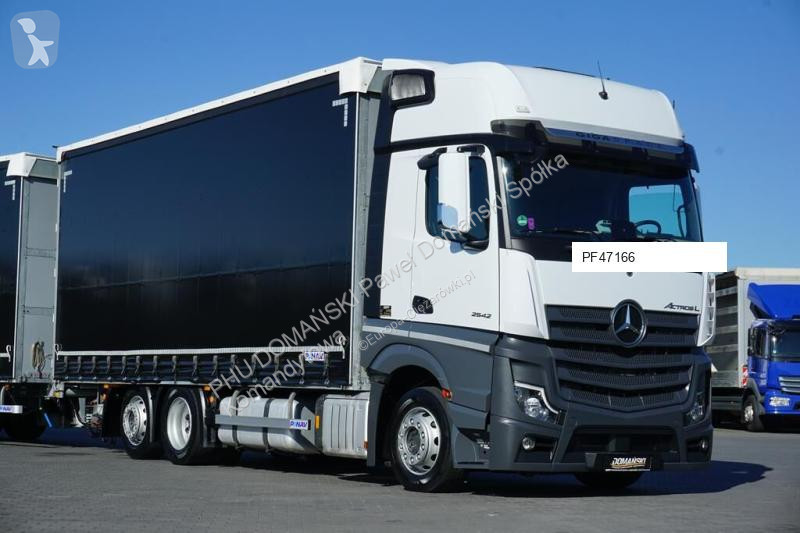 Kamion s návěsem Mercedes / TANDEM