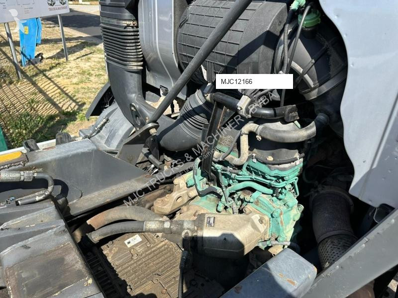 Vrachtwagen Volvo 420 6x4 AJK HOOKLIFT / HAAK...