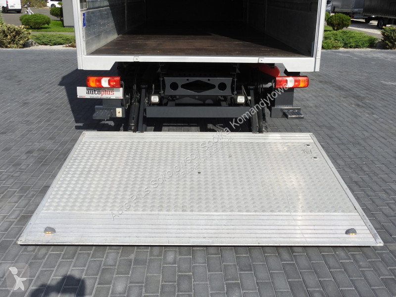 شاحنة Mercedes 1221 ATEGO