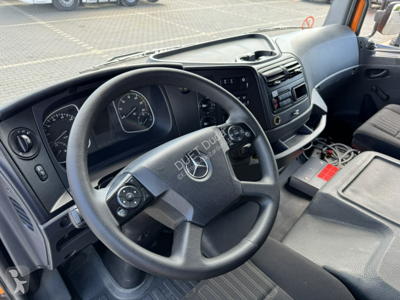Camion Mercedes 718 E6 4x4 Zwyżka PALFINGER...