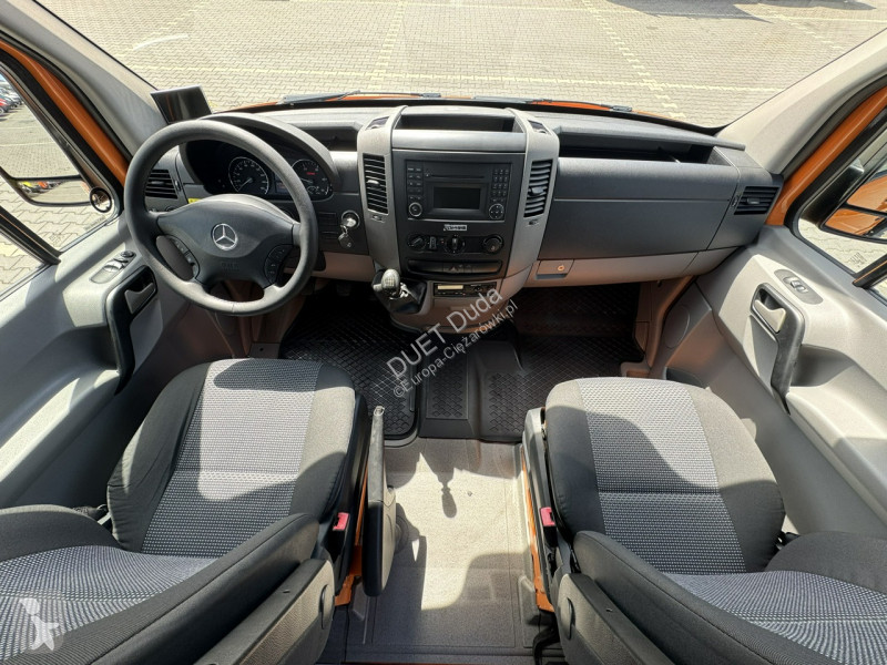 شاحنة Mercedes Zwyżka Podnośnik Koszowy...