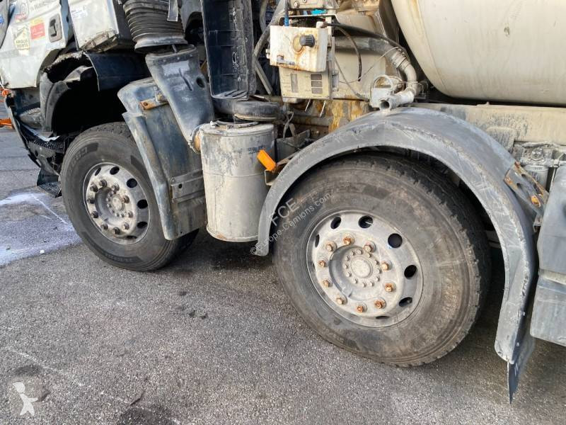 شاحنة Iveco