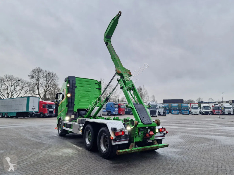 شاحنة Volvo 16750 Globetrotter XL 6x2 - 20T...