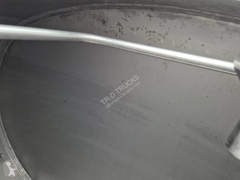 شاحنة Renault 320 DXI - 11000L INSULATED INOX...