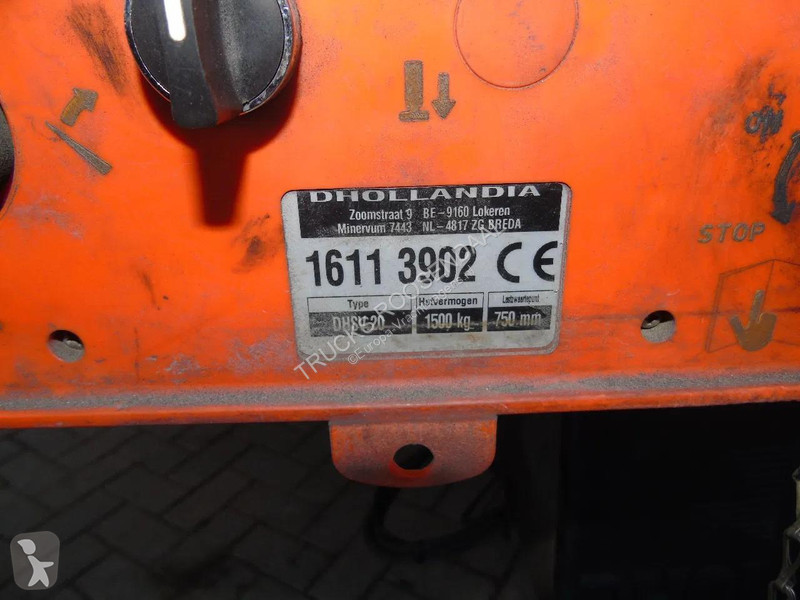 شاحنة Volvo 460 + TRS COOLING + LIFT + EURO 6