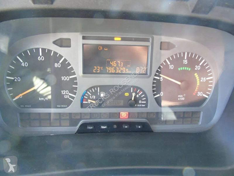 شاحنة Mercedes 1218 + euro 5 + lift