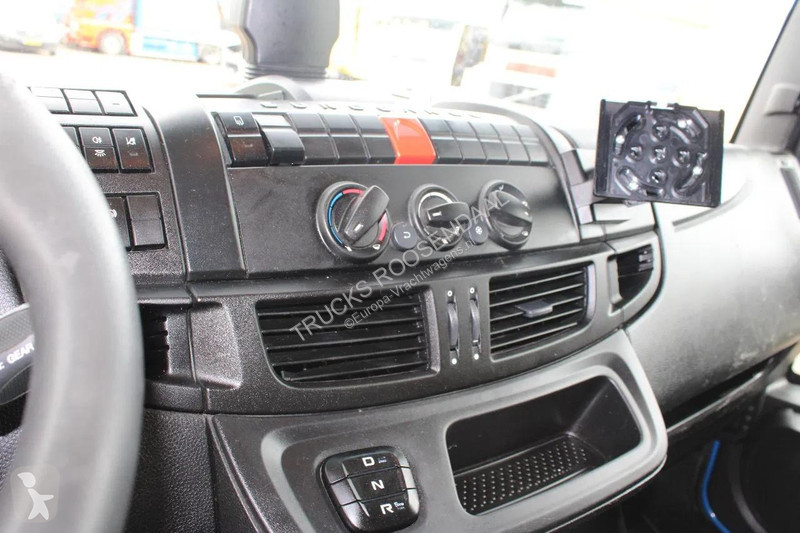Camion Iveco 120E21 + LIFT + EURO 6 + 2 PIECES...
