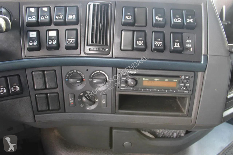 شاحنة Volvo 16540 + 6x4 EURO 5 + palfinger...