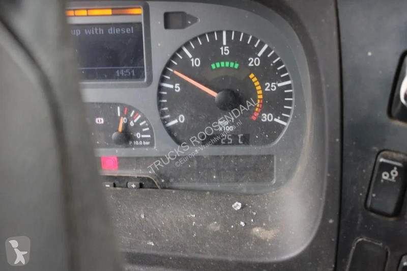 شاحنة Mercedes 2633 + 6x2 + euro 5 + manual