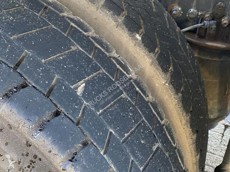 شاحنة Volvo 370 + Euro 5 + Palfinger Z-Q170...