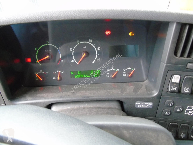 شاحنة Scania + 18.000 + 6X2 + MANUAL