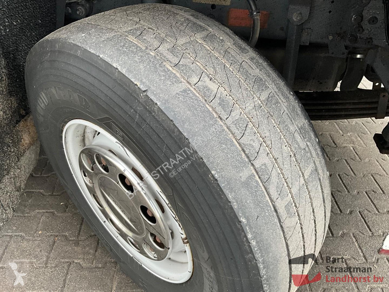 Lastbil Ginaf X6 4142 CF 8x2 Euro 6 met 18m3...