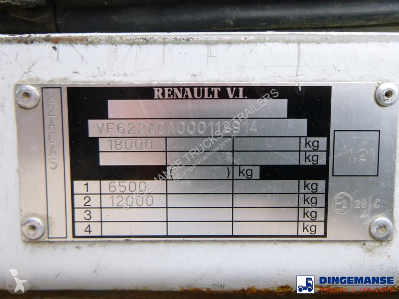 شاحنة Renault 270 dci 4x2 gas tank 18.6 m3