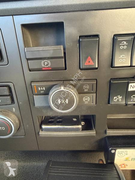 شاحنة Volvo