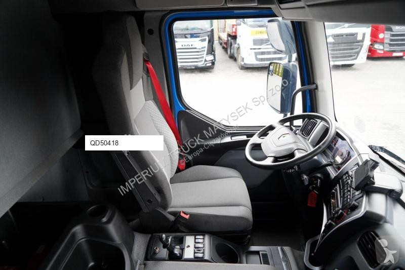 شاحنة Renault D WIDE 380 DE11 / 4X2 / LAWETA 8...