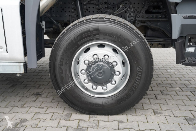 شاحنة Mercedes ACTROS 2038