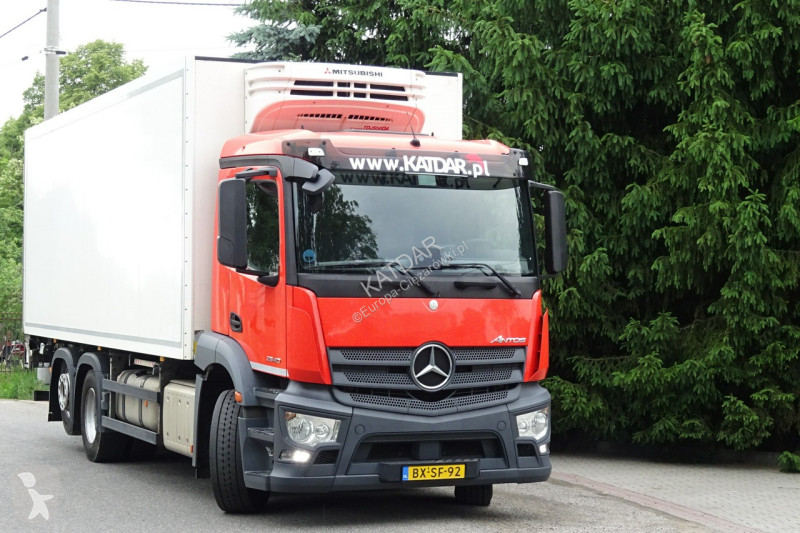 شاحنة Mercedes 2840 Syp euro 6 chłodni 3 osie...