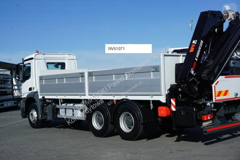 Camion Mercedes 228 E – 4