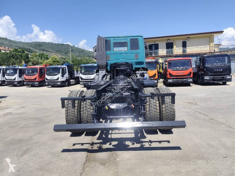 شاحنة Iveco