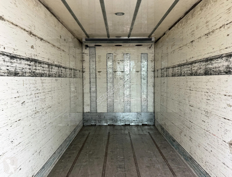 شاحنة DAF 480 FAR ISOLATED BOXES TRS COOLING...