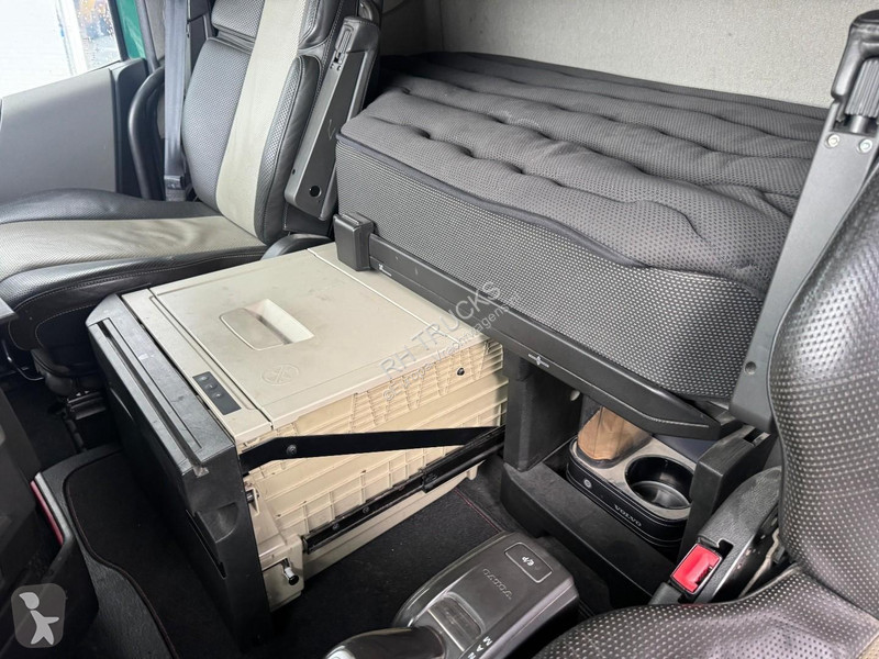 شاحنة Volvo 540 8X4 EURO 6 + HIAB X-HIPRO 302...