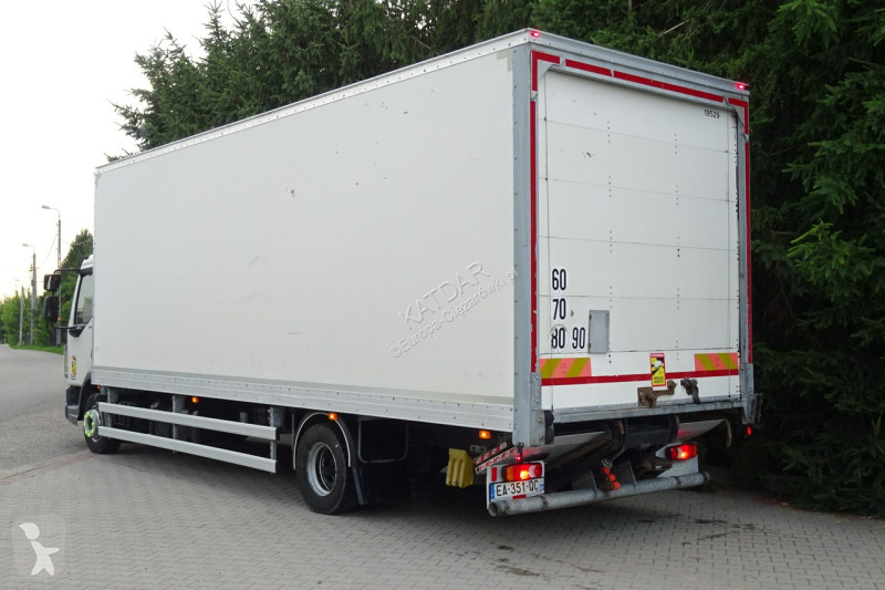 شاحنة DAF LF 220 Euro 6 kontener 18p winda...