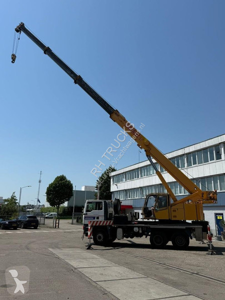 شاحنة MAN 33.430 6X4 EURO 3 + LUNA GT-40/32...