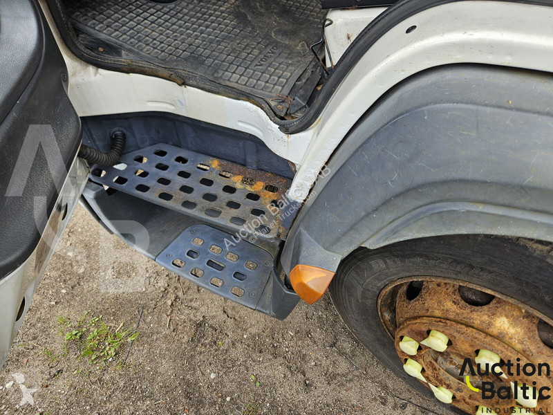 شاحنة Volvo 15