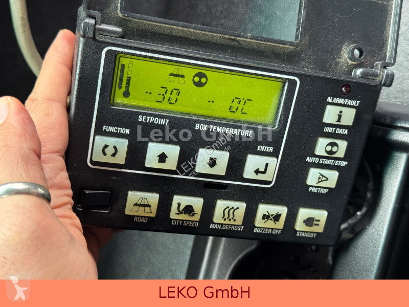 شاحنة Iveco 190EL28 Mit Carrier Sp 850