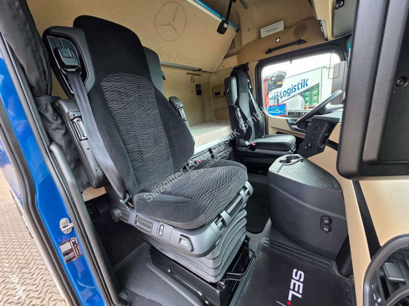شاحنة Mercedes 2553 / Retarder / Ladebordwand...