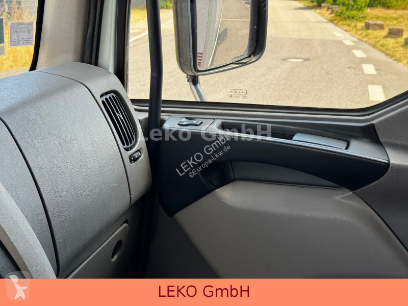 شاحنة DAF 210 FA  Fleischhacken ( MEAT )3Stück
