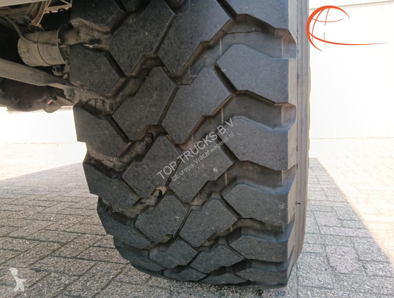 Camion Unimog U 5000 4x4 - Mercedes-Benz (type...
