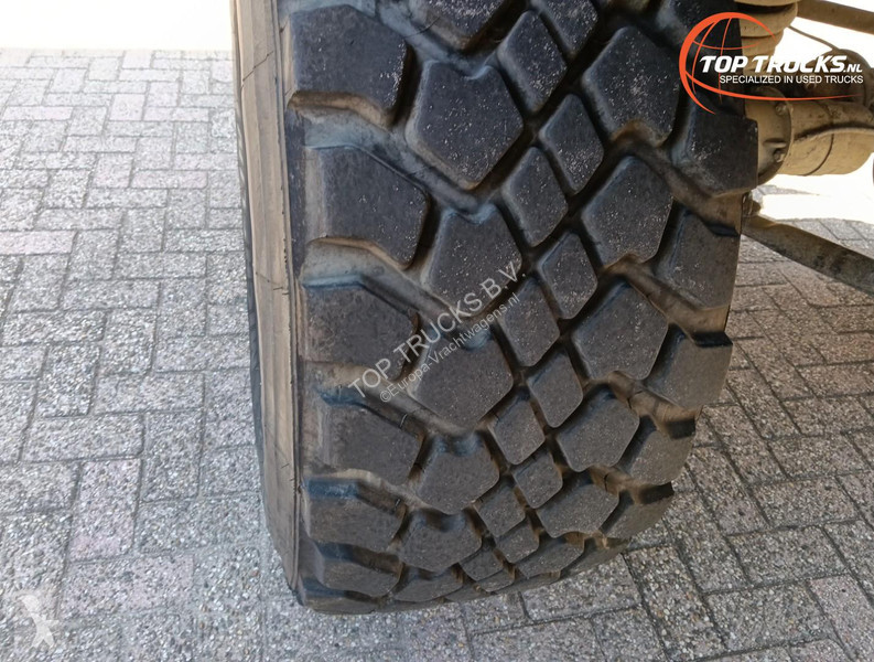 شاحنة Mercedes U 5000 4x4 - (type 437.4) 4000...