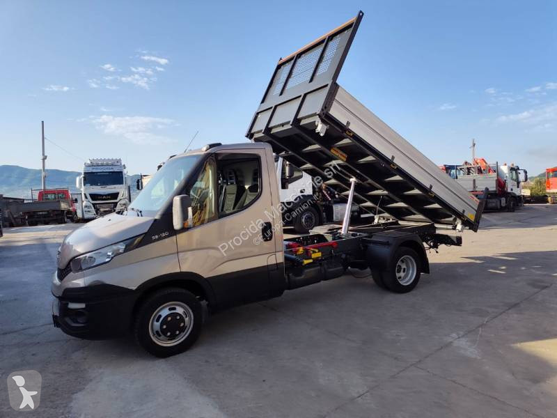 شاحنة Iveco